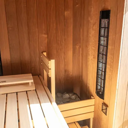 Kalvista With Sauna Apartman